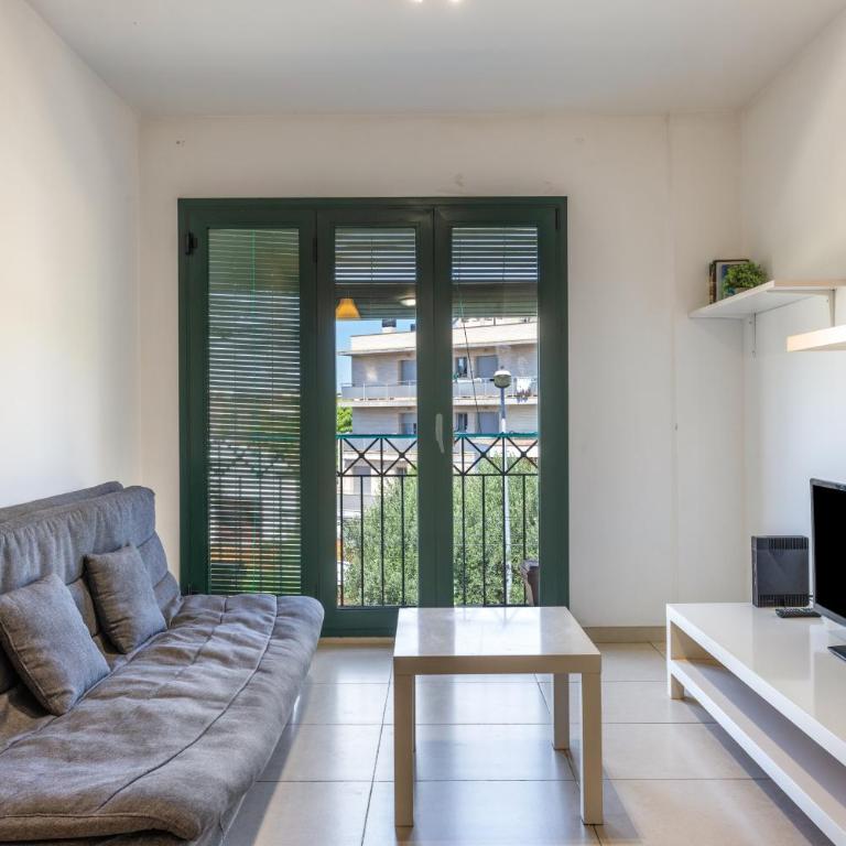 Torredembarra - Apartamento Deluxe de 2 dormitorios con vistas al jardín - 13