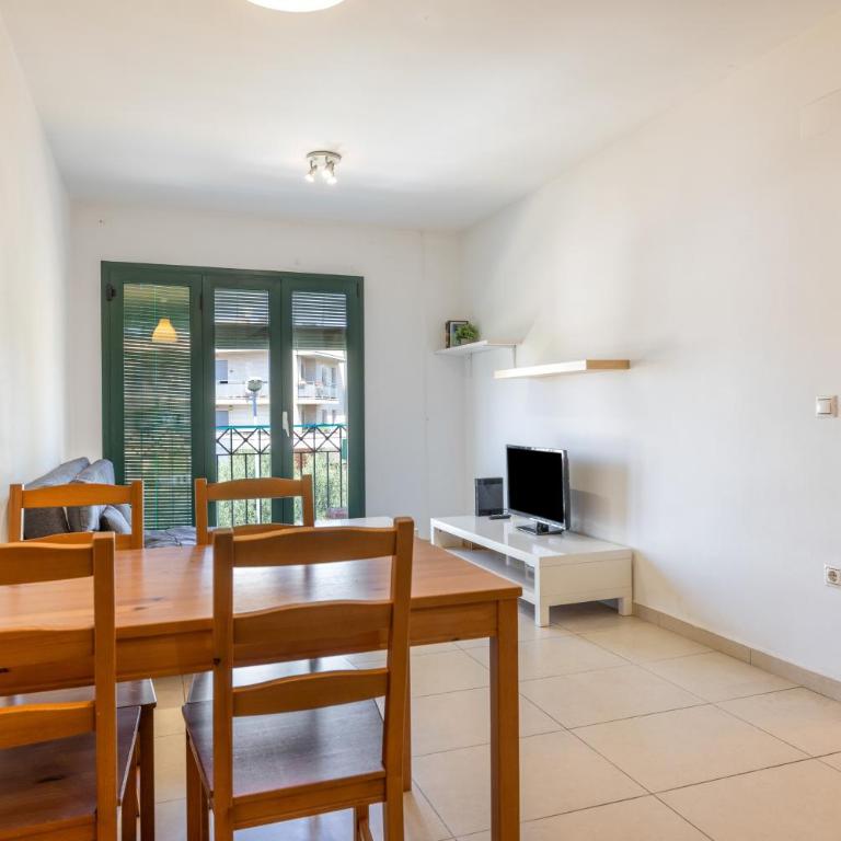 Torredembarra - Apartamento Deluxe de 2 dormitorios con vistas al jardín - 14