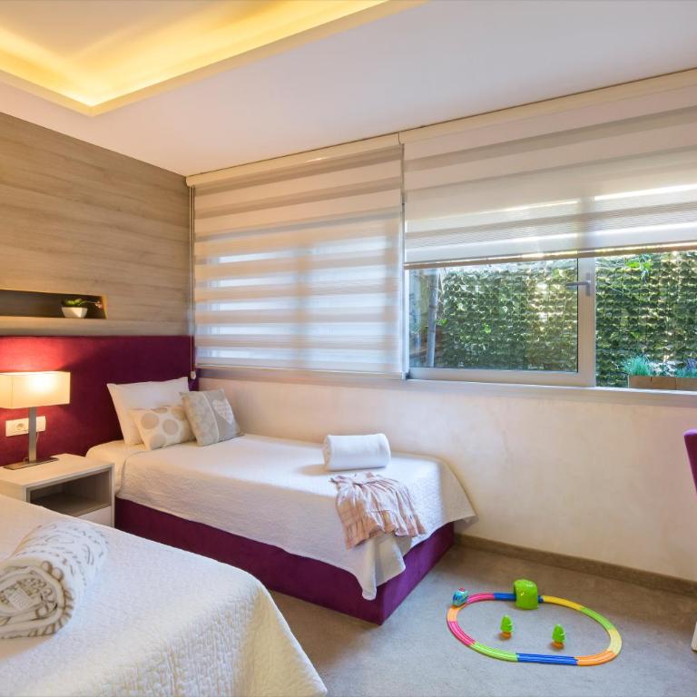 Hotel Perseus Budva - Porodična Soba - 2