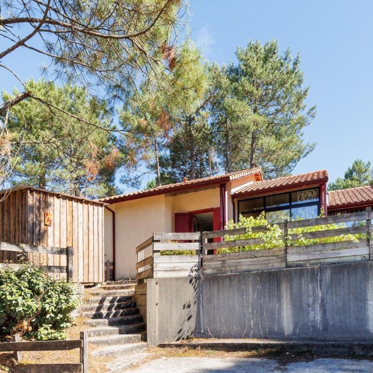 Villa Golf, piscine partagée - Maison 2 Chambres - 22