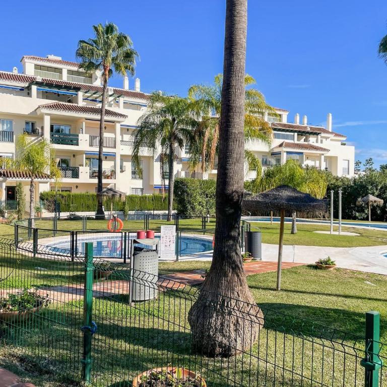 Puerto Banus! Two bedroom apt w/ pool & terrace - Apartamento de 2 dormitorios - 21