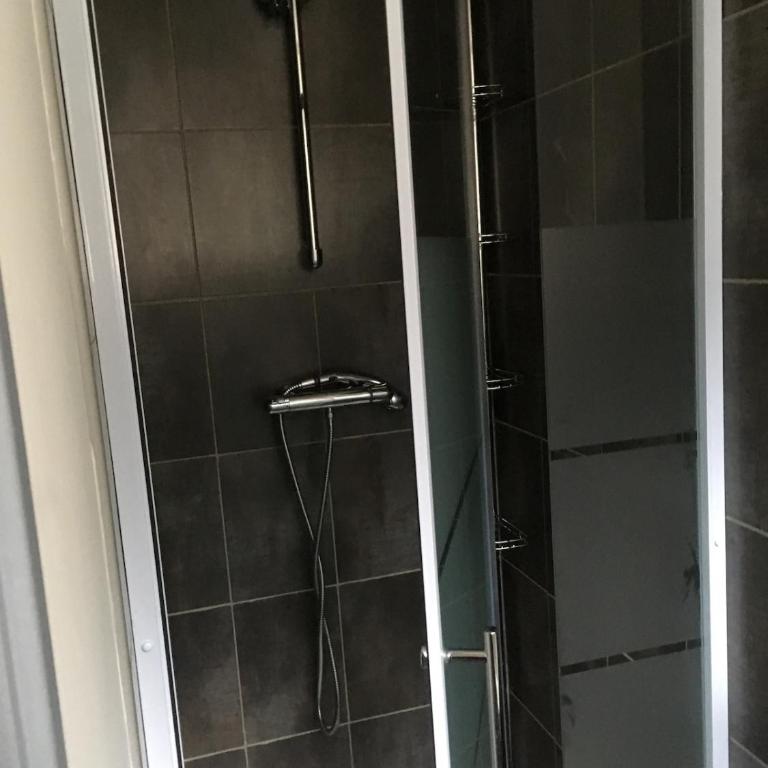 Appartement spacieux approx 125 m2 pour 8 personnes a Modane - Appartement 3 Chambres avec Vue sur la Montagne - 46