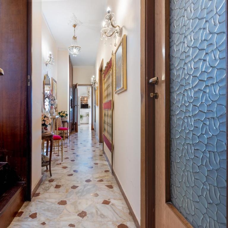 GuestHost - Chic Flat near Bastione di Saint Remy - Two-Bedroom Apartment - 25