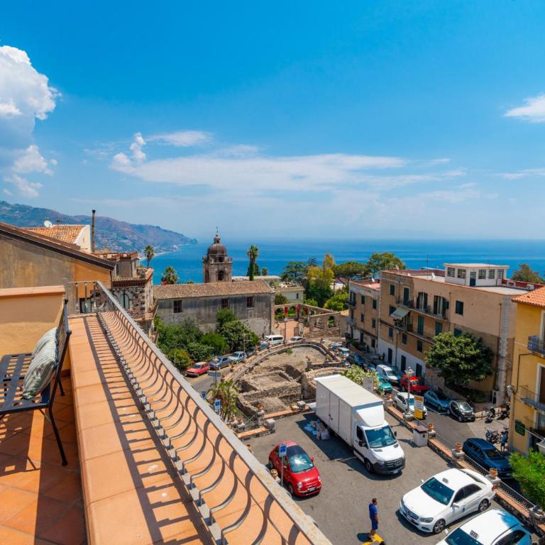 Attico Angelica Taormina - Appartamento con 2 Camere da Letto - 5