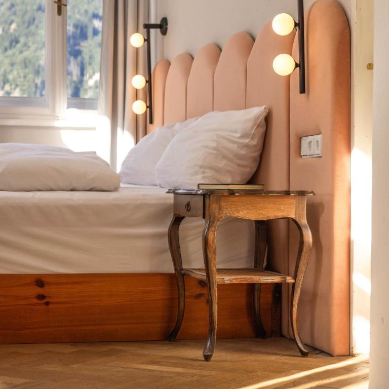 the eighteen86 by keyone - Doppelzimmer mit Badewanne - 4