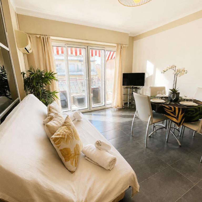 Le Coeur d'Antibes, T2, 4P, Balcon, Centre ville - Apartment mit 1 Schlafzimmer - 13