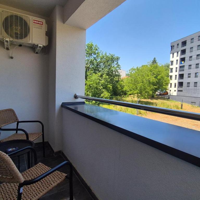 MyPlace apartmani 8 - One-Bedroom Apartment - 3