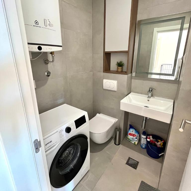 1bd New and Modern Apt with Sea View "Blue Horizon" - Apartman s 1 Spavaćom Sobom, Balkonom i Pogledom na More - 9