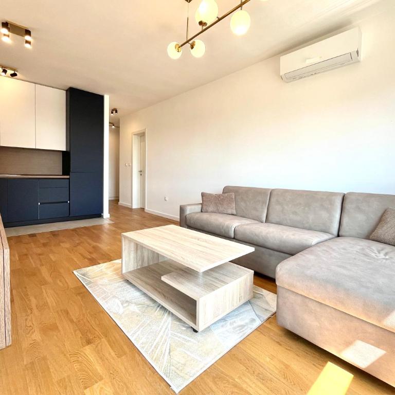 1bd New and Modern Apt with Sea View "Blue Horizon" - Apartman s 1 Spavaćom Sobom, Balkonom i Pogledom na More - 1
