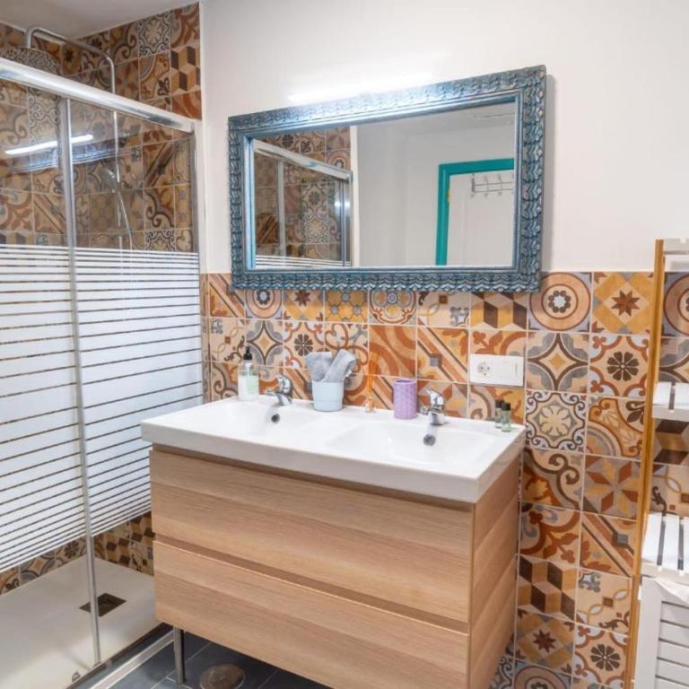B-rent Perla De Mar - Deluxe-Apartment mit 2 Schlafzimmern und Gartenblick - 22