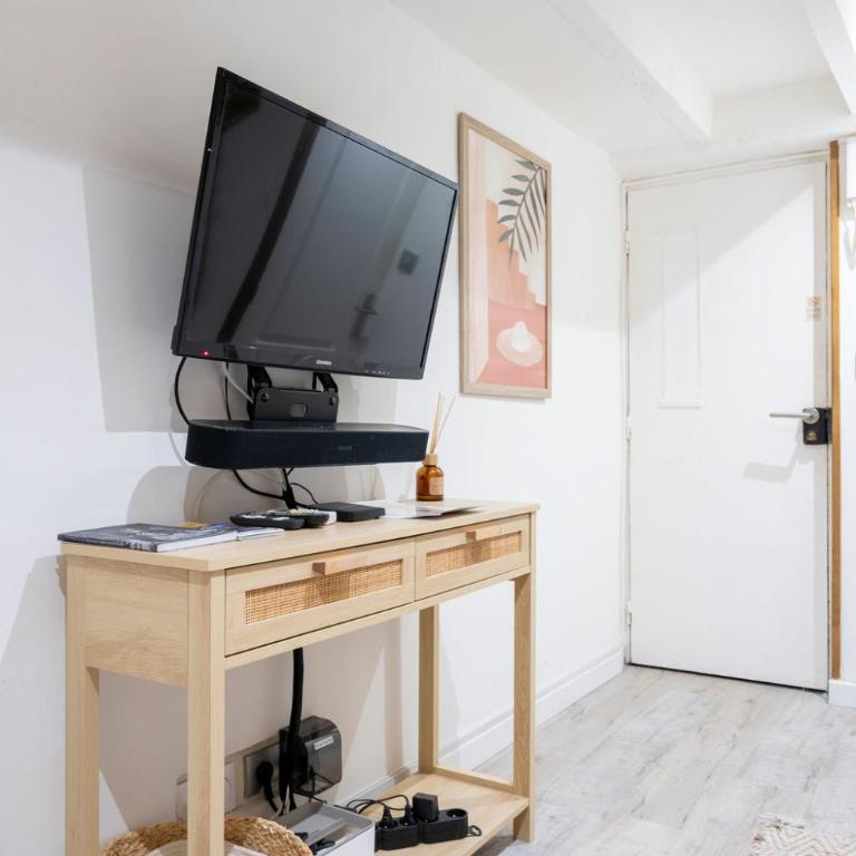 LE MIMOSA mignon en plein centre-ville, emplacement parfait pour votre séjour - Deluxe Studio - 4