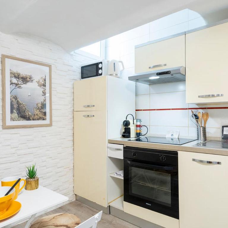 LE MIMOSA mignon en plein centre-ville, emplacement parfait pour votre séjour - Deluxe Studio - 12