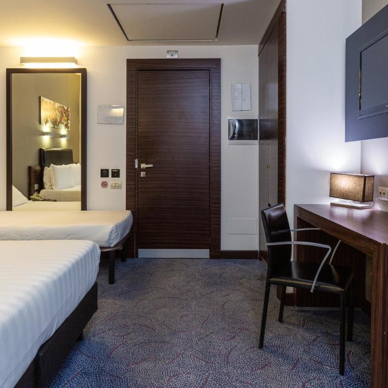 Trevi Collection Hotel - Gruppo Trevi Hotels - Triple Room - 6