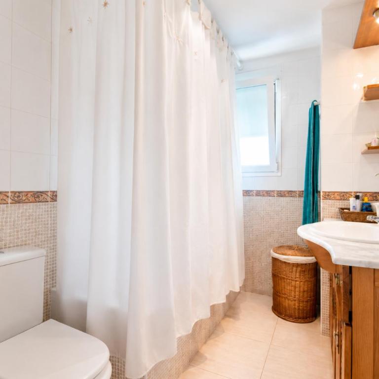 Angel's Paradise by Edeal HOMES - Two-Bedroom Apartment - 3