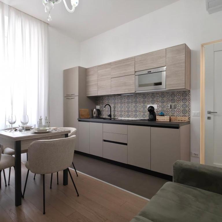 Repubblica Family Suite - Appartamento con 2 Camere da Letto e Vista Città - 1