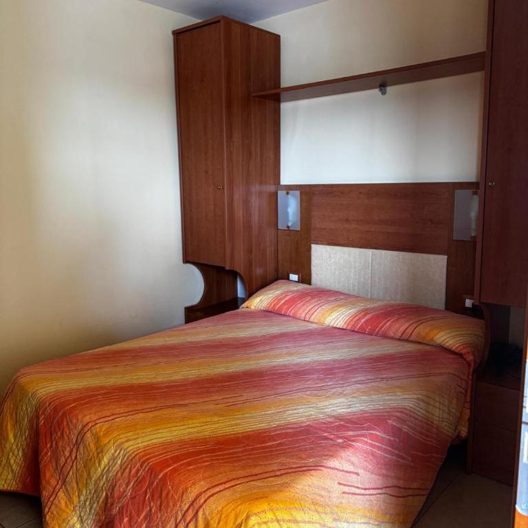 Hotel Ambasciatori - Bianchi Hotels - Small Double Room - 4