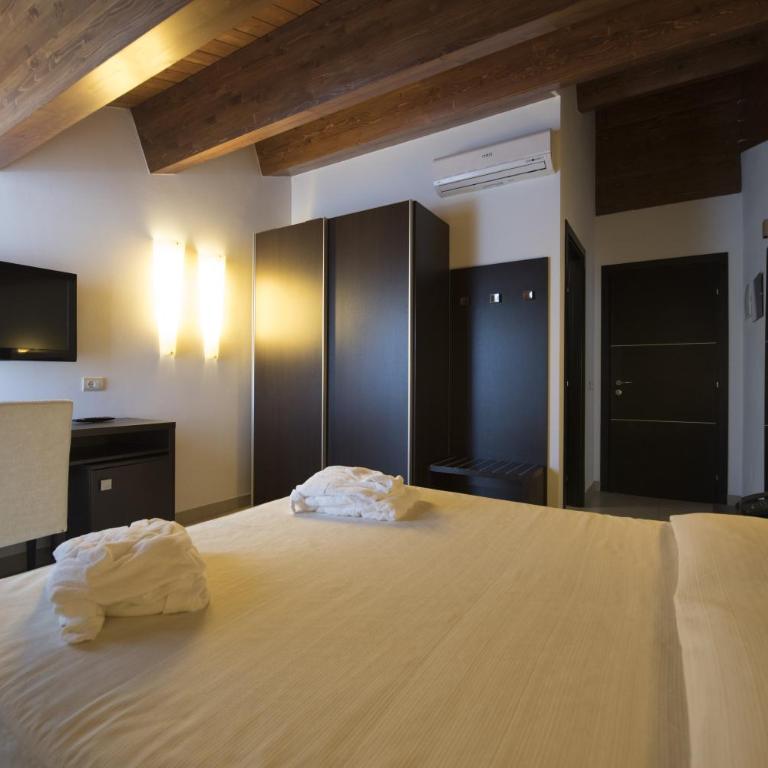 Hotel Iride & Spa bed&breakfast - Camera Deluxe - 4
