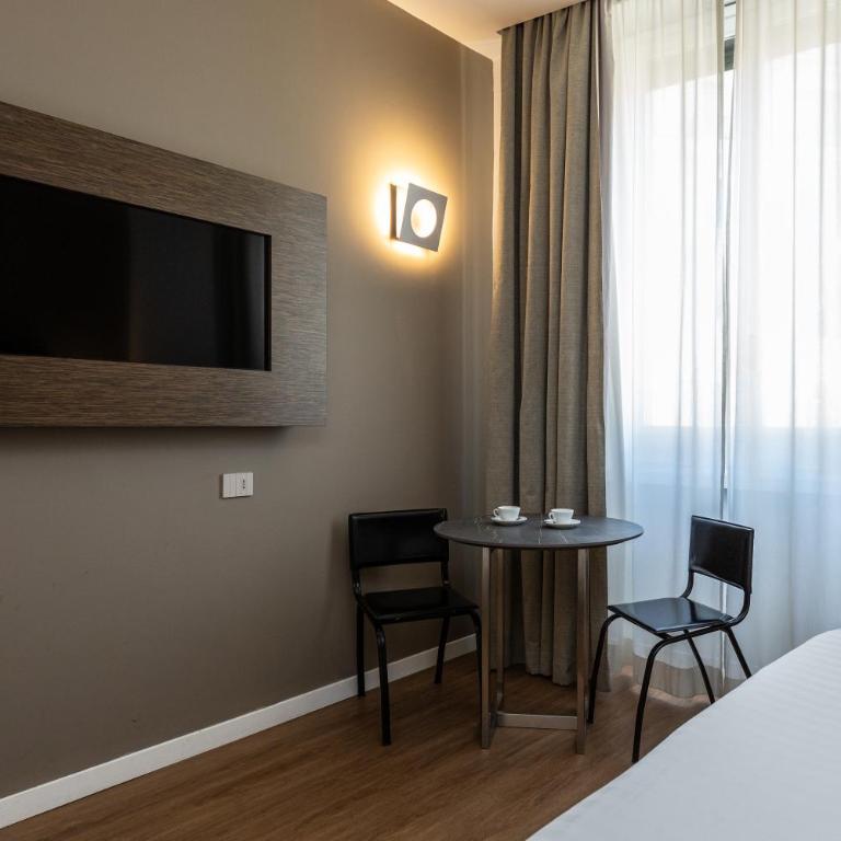 Rome Art Hotel - Gruppo Trevi Hotels - Superior Double or Twin Room - 5