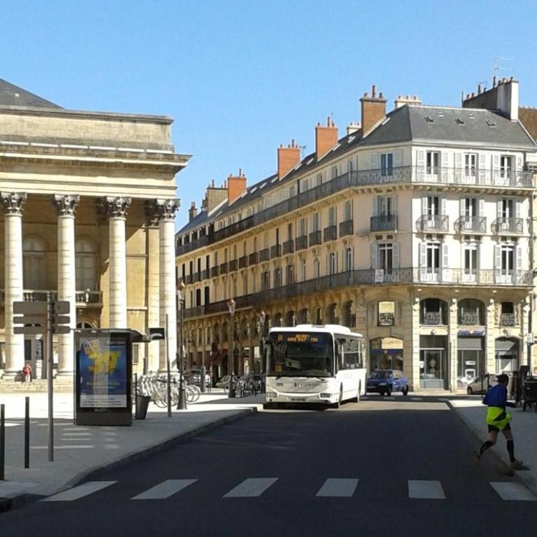 Le Voyageur Dijonnais-T2-Hyper centre-Clim-Wifi - Appartement - 22