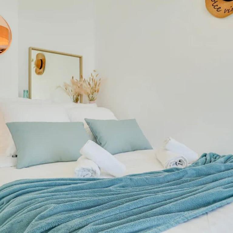 Le Saint Yves appartement dernier étage, vue mer, rénové, AC - Appartement - Vue sur Mer - 35
