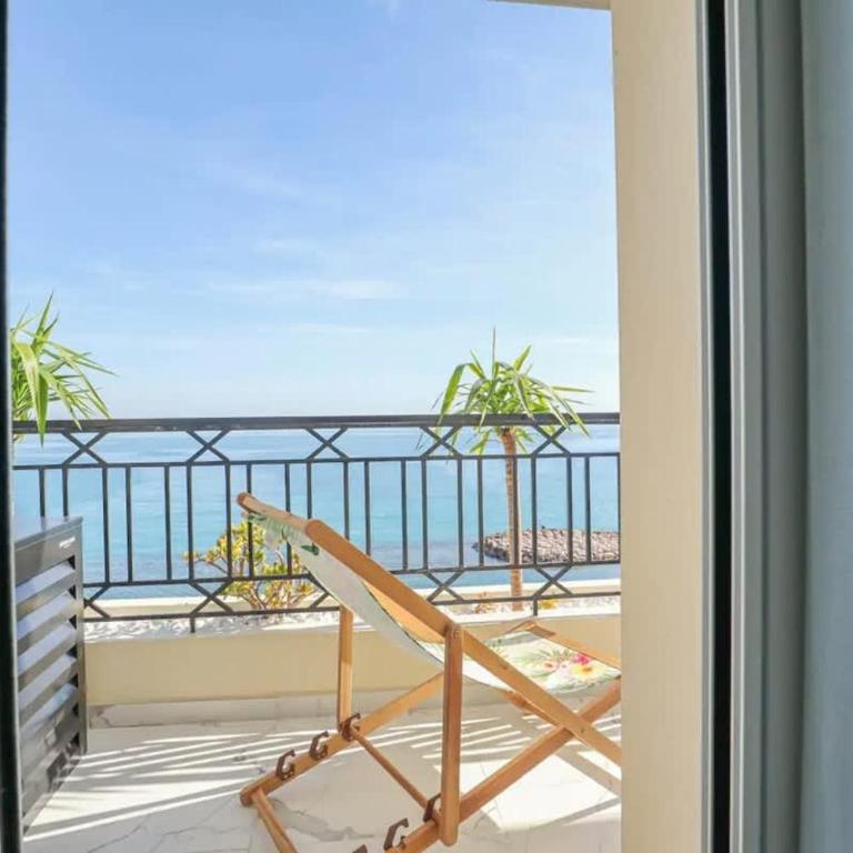 Le Saint Yves appartement dernier étage, vue mer, rénové, AC - Appartement - Vue sur Mer - 40
