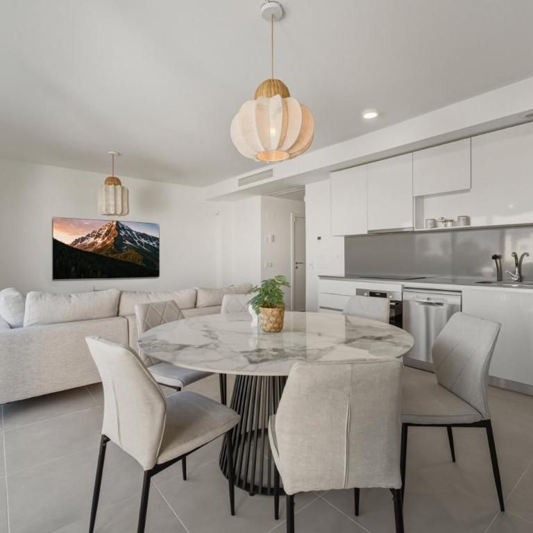 3025 Elegant apartment with terrace and pool - Superior Apartment mit 2 Schlafzimmern - 4