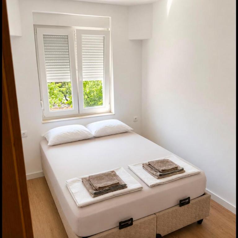 Two Bedroom Apartment - Apartman sa 2 Spavaće Sobe - 1