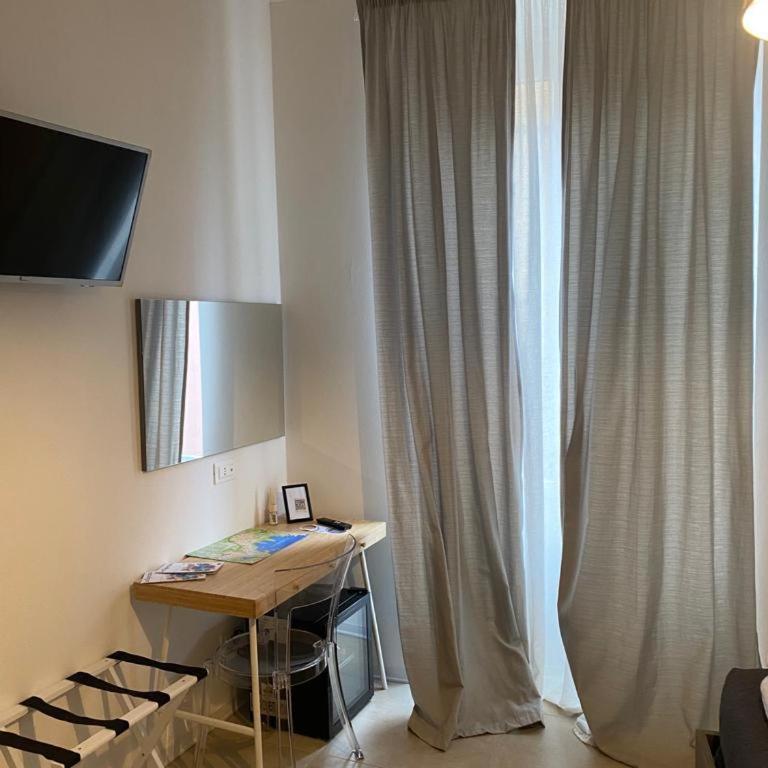 city center rooms - Camera Matrimoniale - 8