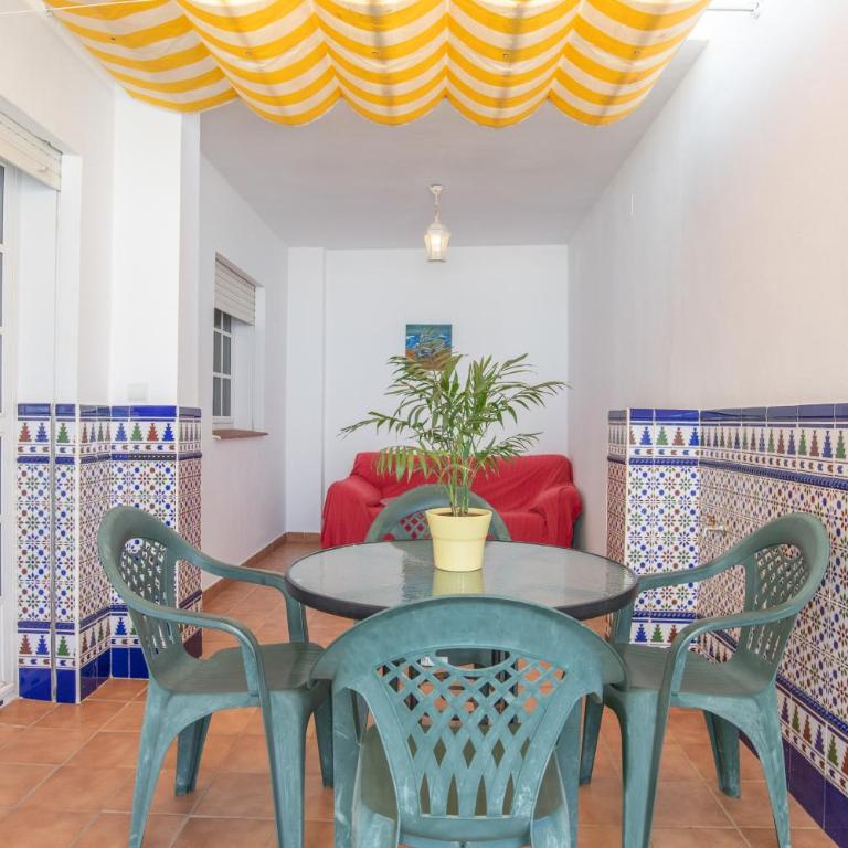 Apartamentos Paqui Conil - Apartamento con terraza - 4
