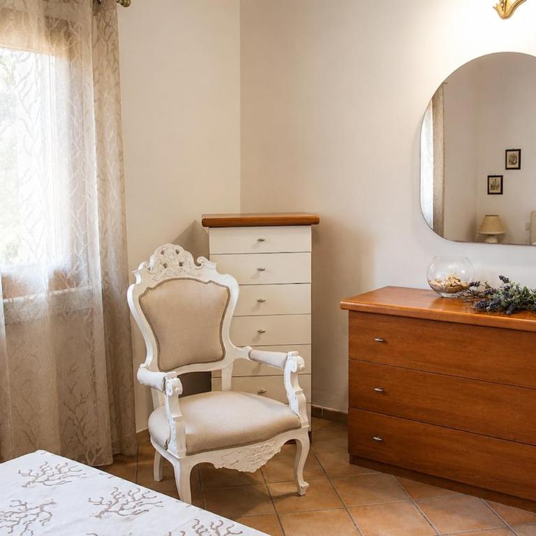 Villa Rosa 4 - Two-Bedroom House - 34
