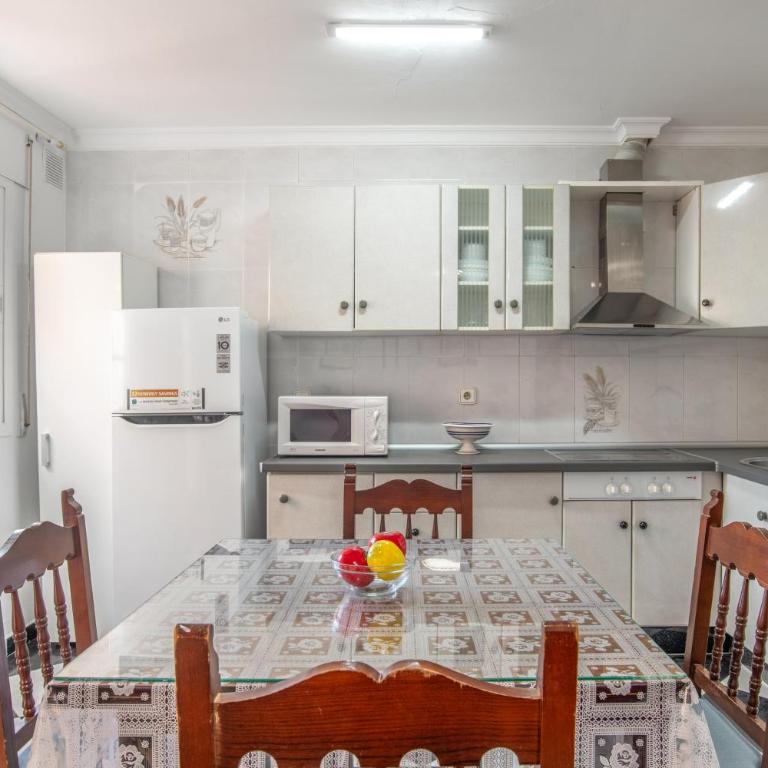 Apartamentos Paqui Conil - Apartamento con terraza - 7