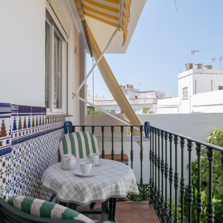 Apartamentos Paqui Conil - Apartamento con terraza - 2
