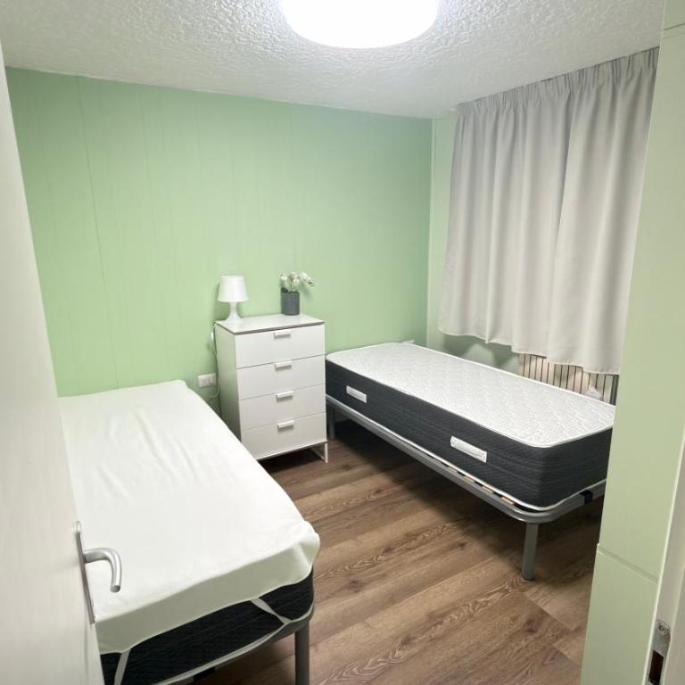 LE VOLPI Marilleva 1400 - Appartamento con 2 Camere da Letto - 7