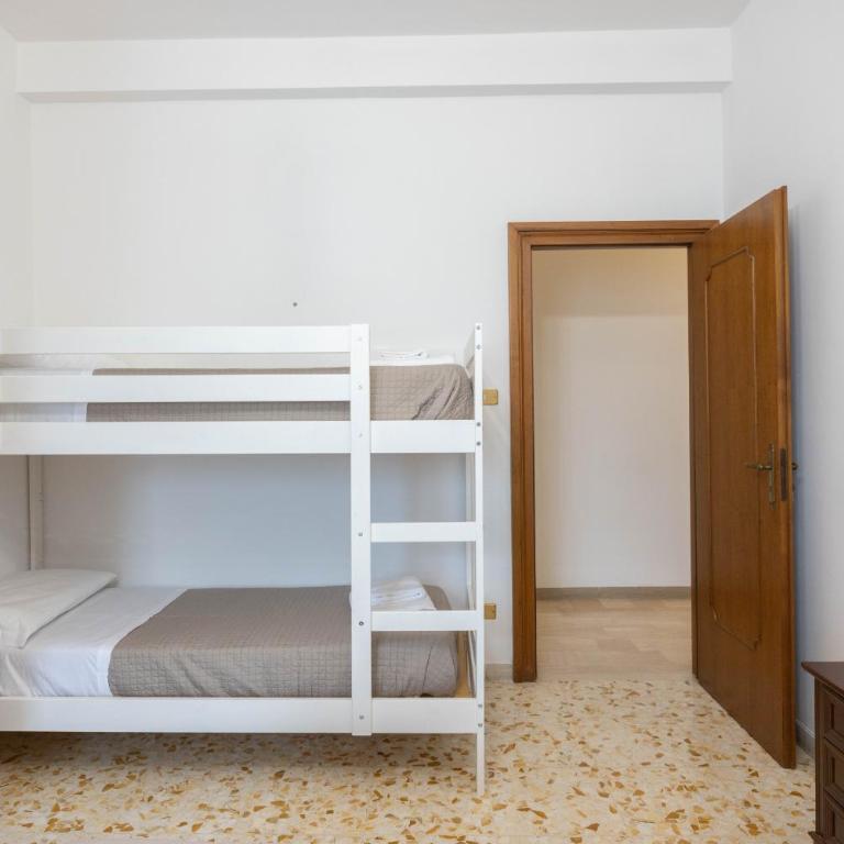 Garavaglia, Bologna by Short Holidays - Two-Bedroom Apartment - 7