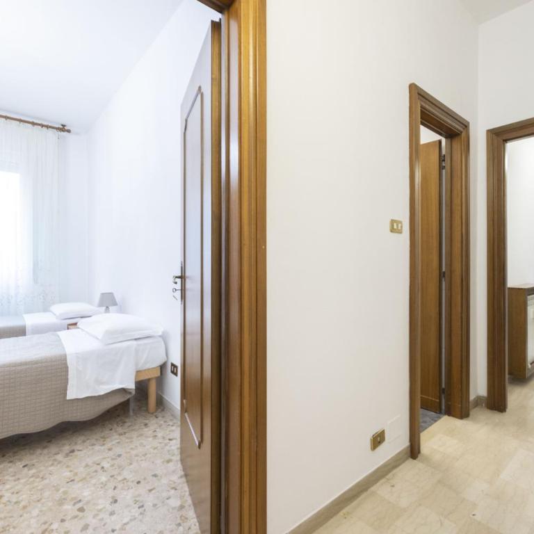 Garavaglia, Bologna by Short Holidays - Two-Bedroom Apartment - 26