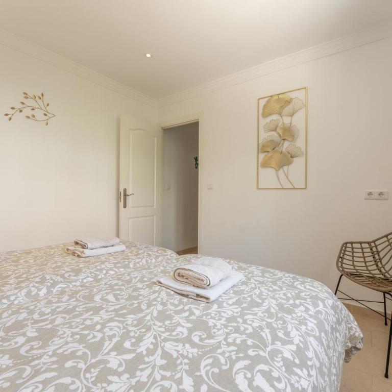 Casa Reus - Apartamento de 2 dormitorios con vistas a la montaña - 17