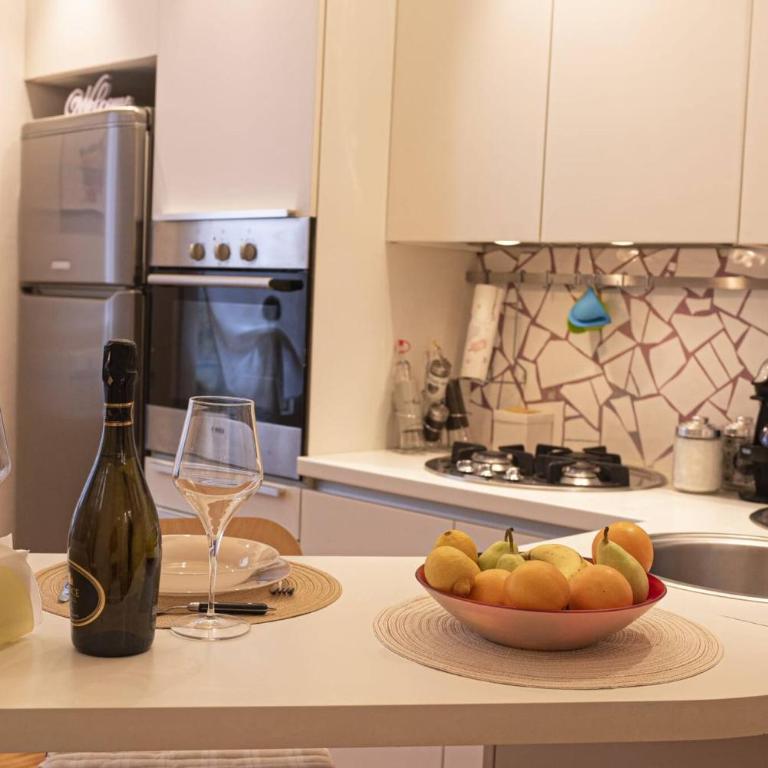Casa Bel, Bologna By Short Holidays - One-Bedroom Apartment - 27