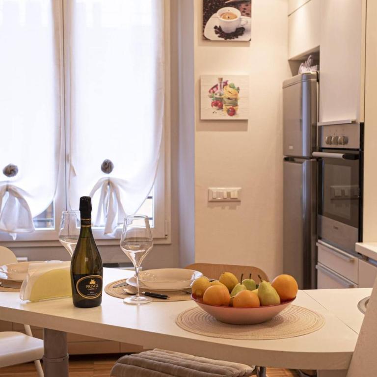 Casa Bel, Bologna By Short Holidays - One-Bedroom Apartment - 28