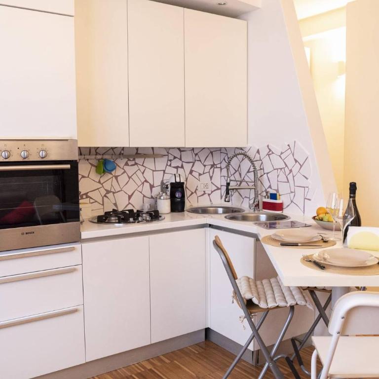 Casa Bel, Bologna By Short Holidays - One-Bedroom Apartment - 31