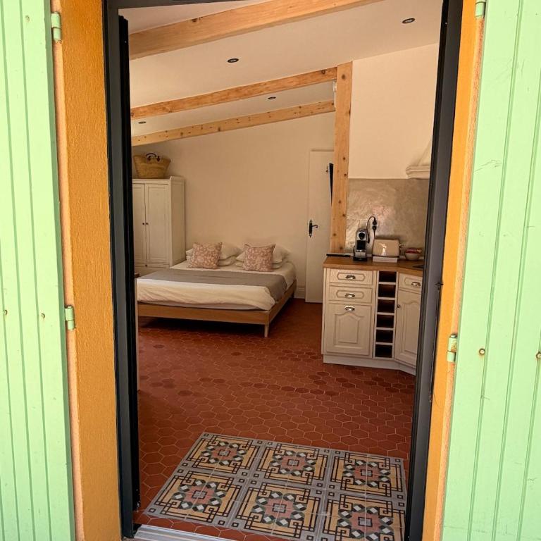 Studio Pie Calum Piscine et Verdure centre d'Aix - Apartment mit Gartenblick - 22