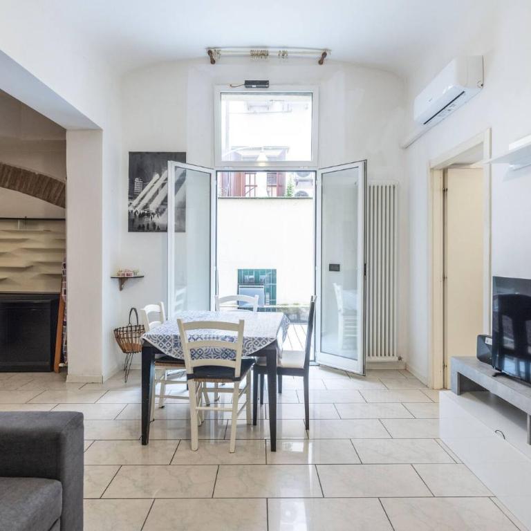 Maison Marisa, by Short Holidays - Two-Bedroom Apartment - 2