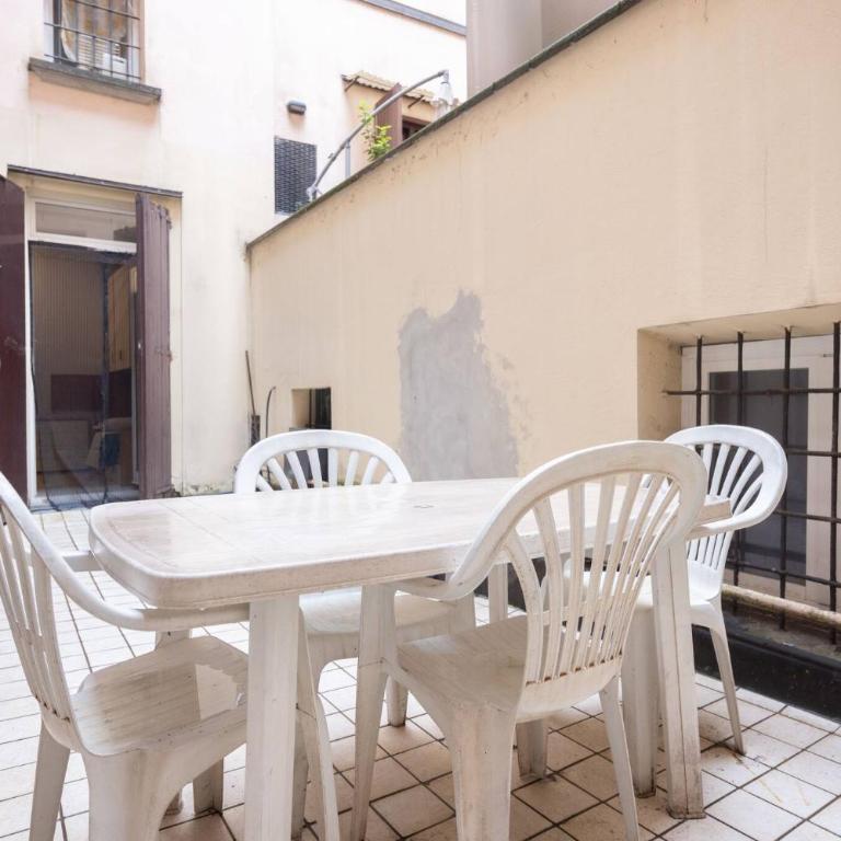 Maison Marisa, by Short Holidays - Two-Bedroom Apartment - 12