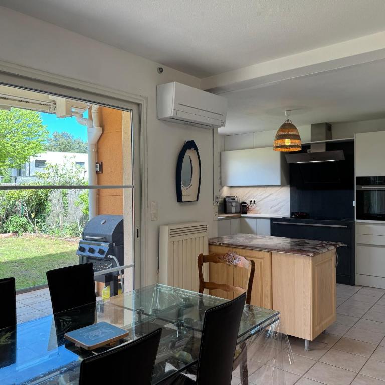 Villa Casa Brisa, pour 6 voyageurs, proche des plages à 8 minutes en vélo - Villa 3 Chambres - 2