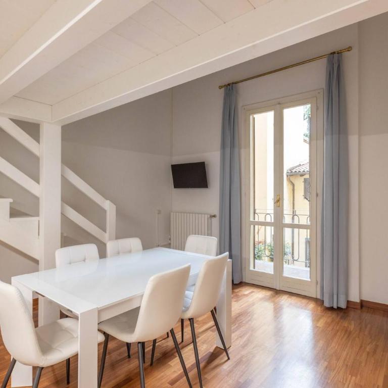 Ubaldini House, Bologna By Short Holidays - Two-Bedroom Apartment - 7