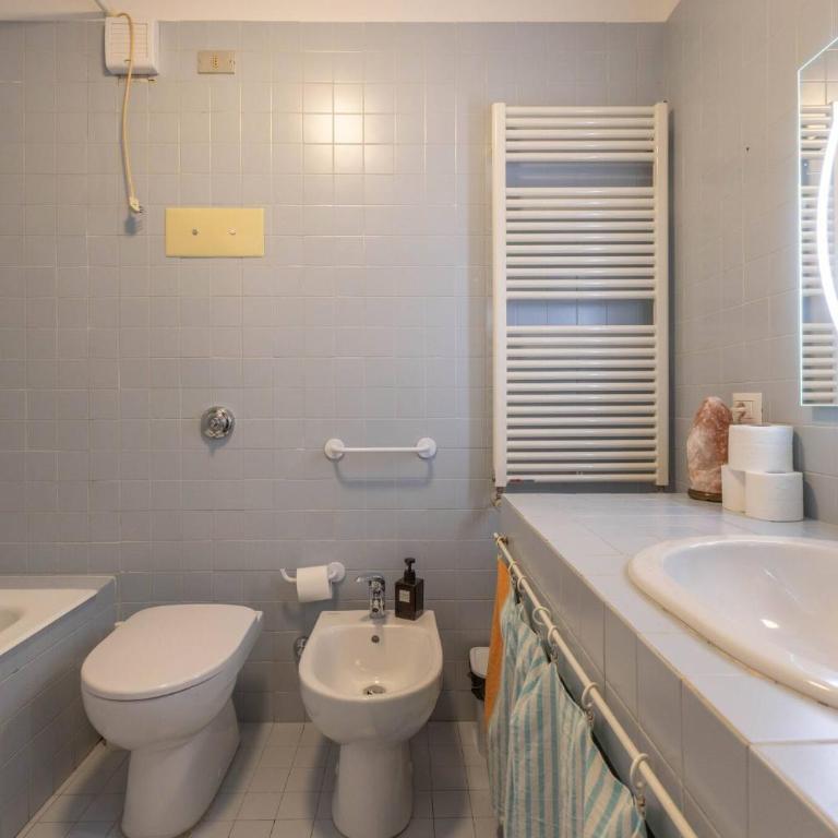 Ubaldini House, Bologna By Short Holidays - Two-Bedroom Apartment - 13