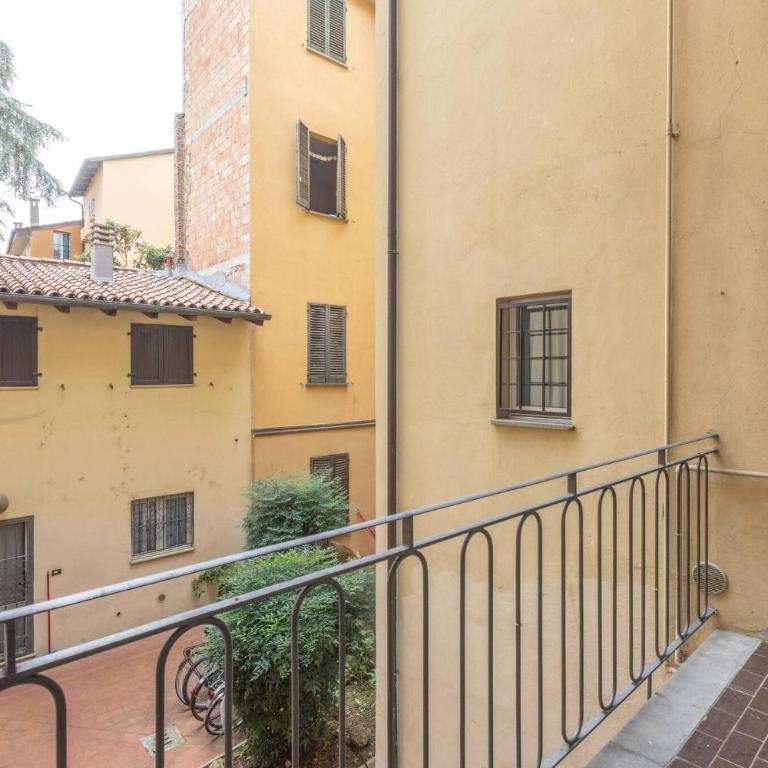 Ubaldini House, Bologna By Short Holidays - Two-Bedroom Apartment - 20