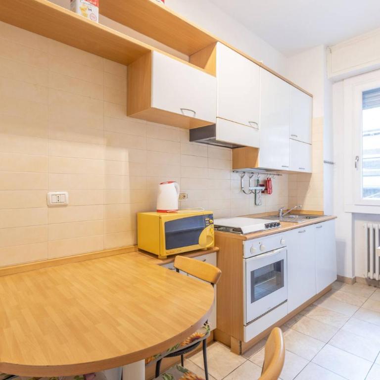 Borgo House, Bologna by Short Holidays - Two-Bedroom Apartment - 4