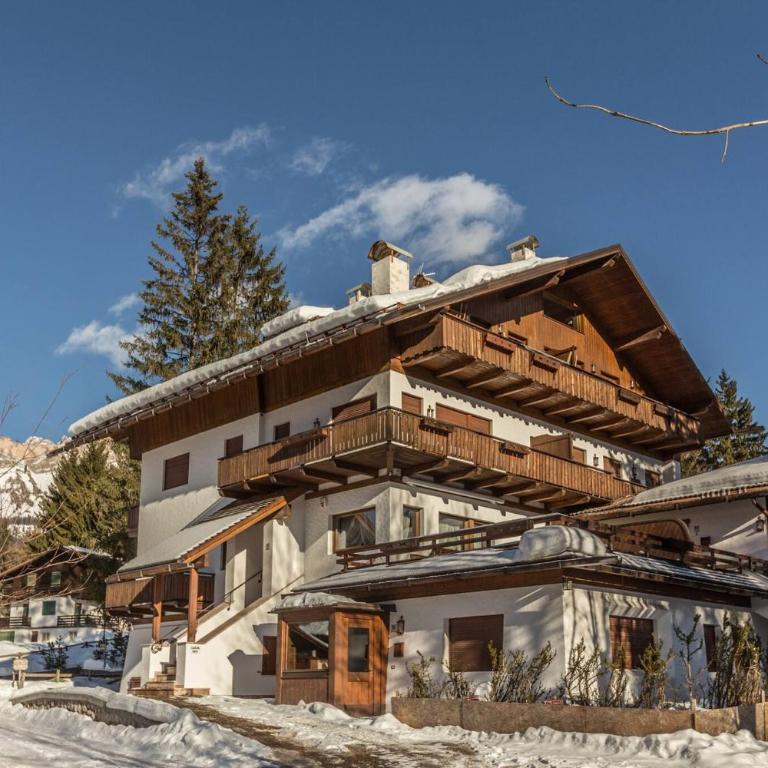 Cantore, Cortina by Short Holidays - Appartamento con 3 Camere da Letto - 70