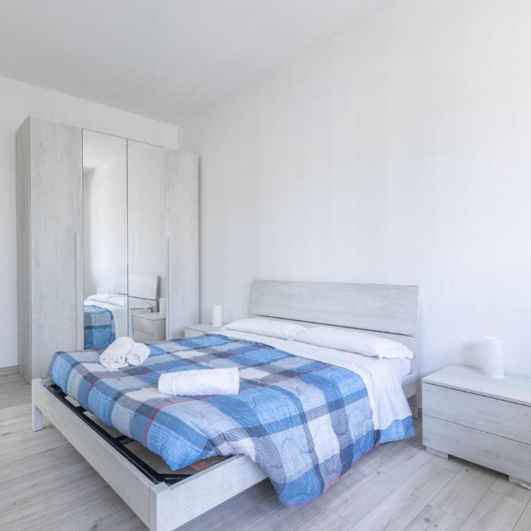 Gobetti, Bologna by Short Holidays - Three-Bedroom Apartment - 15