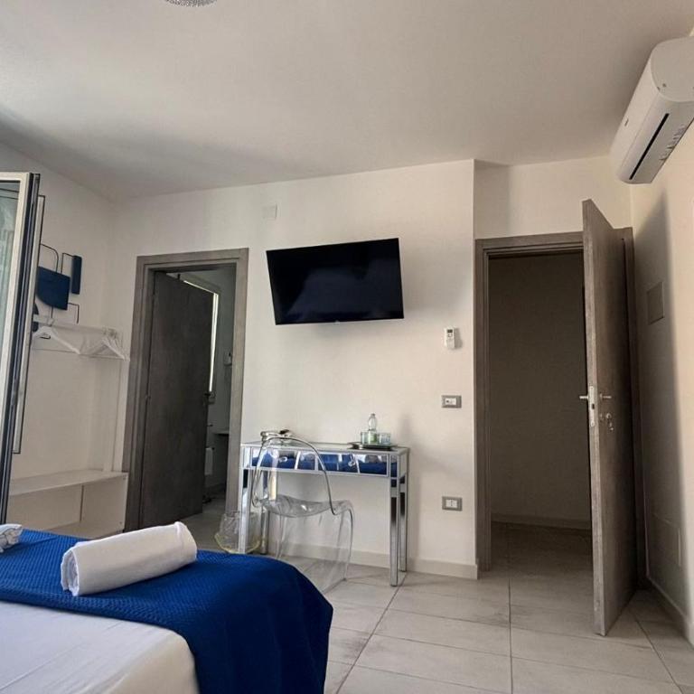 Yllen Rooms - Camera Matrimoniale con Bagno Privato - 7